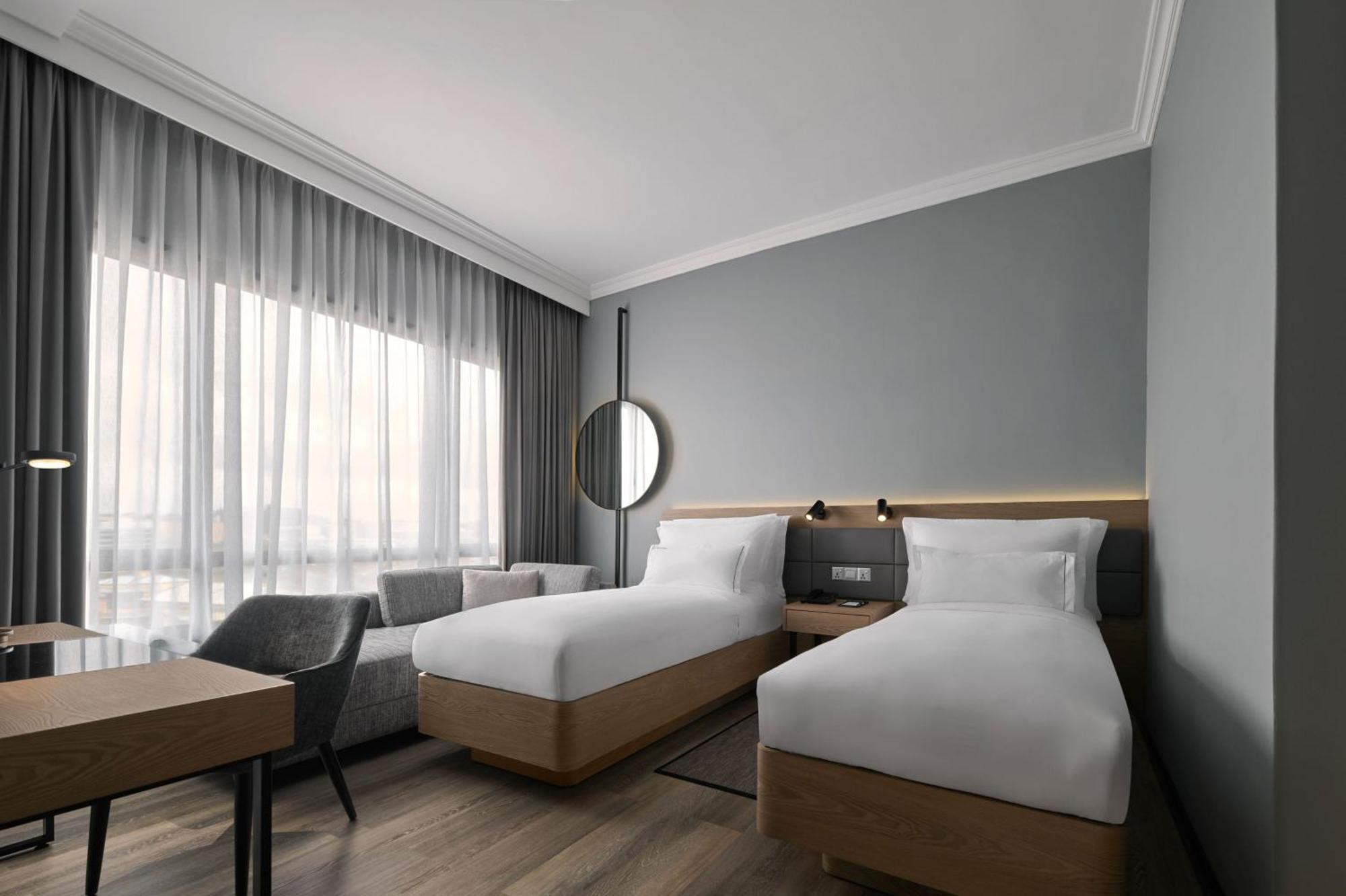 AC Hotel by Marriott Kuantan Exteriör bild